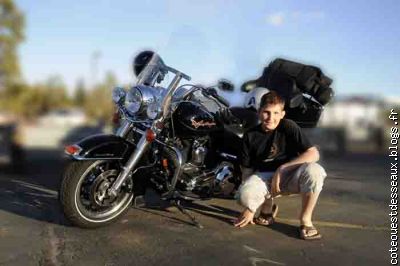 Ca y est, Cl&eacute;ment a trouv&eacute; la prochaine moto de son papa !